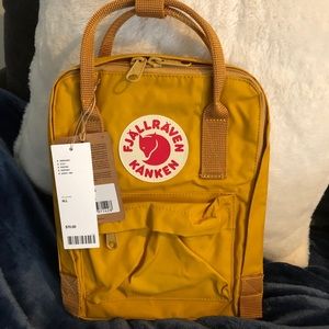 NWT FjallRaven Kanken Mini backpack
